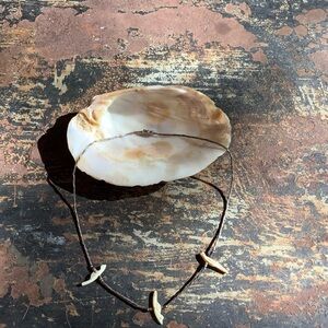 Vintage Liquid Silver and Mother of Pearl Zuni Fetish Dove Bird Necklace